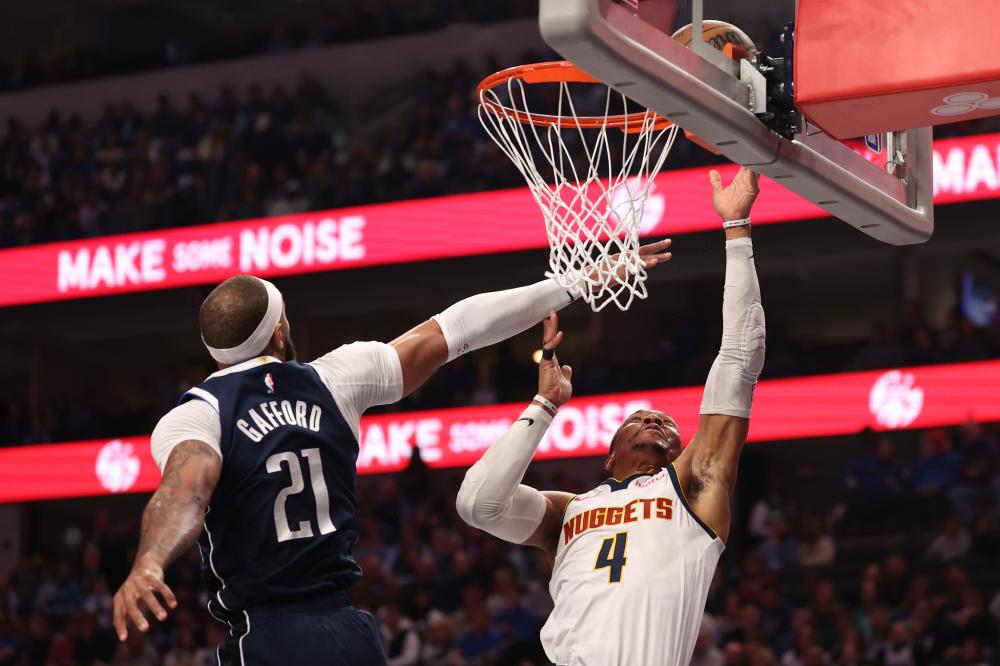 第一个到场 第一个到场